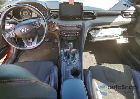 2019 Hyundai Veloster Base z USA, uszkodzony, nr VIN KMHTG6AF8KU013696